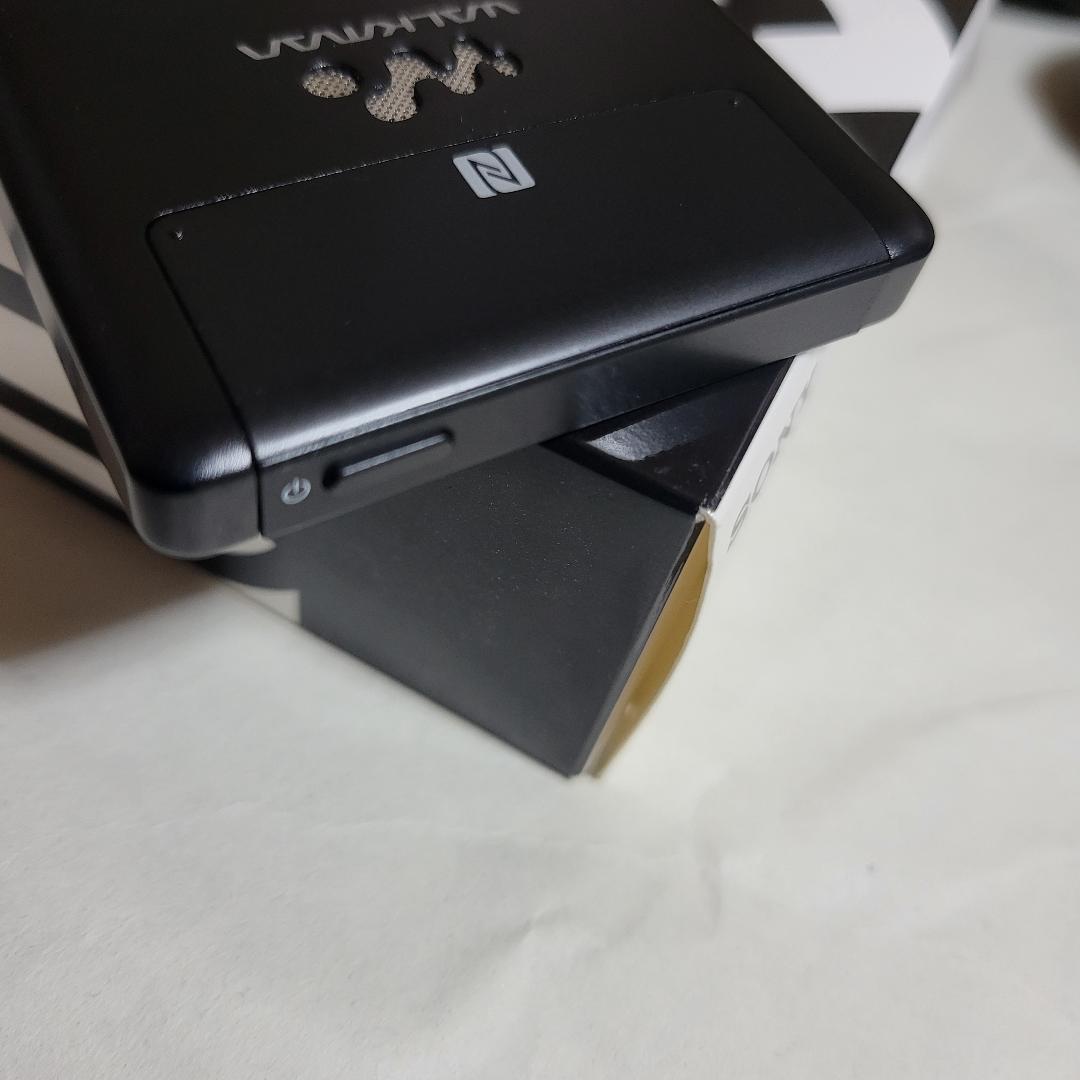 SONY NW-F885 UVERworldコラボモデル