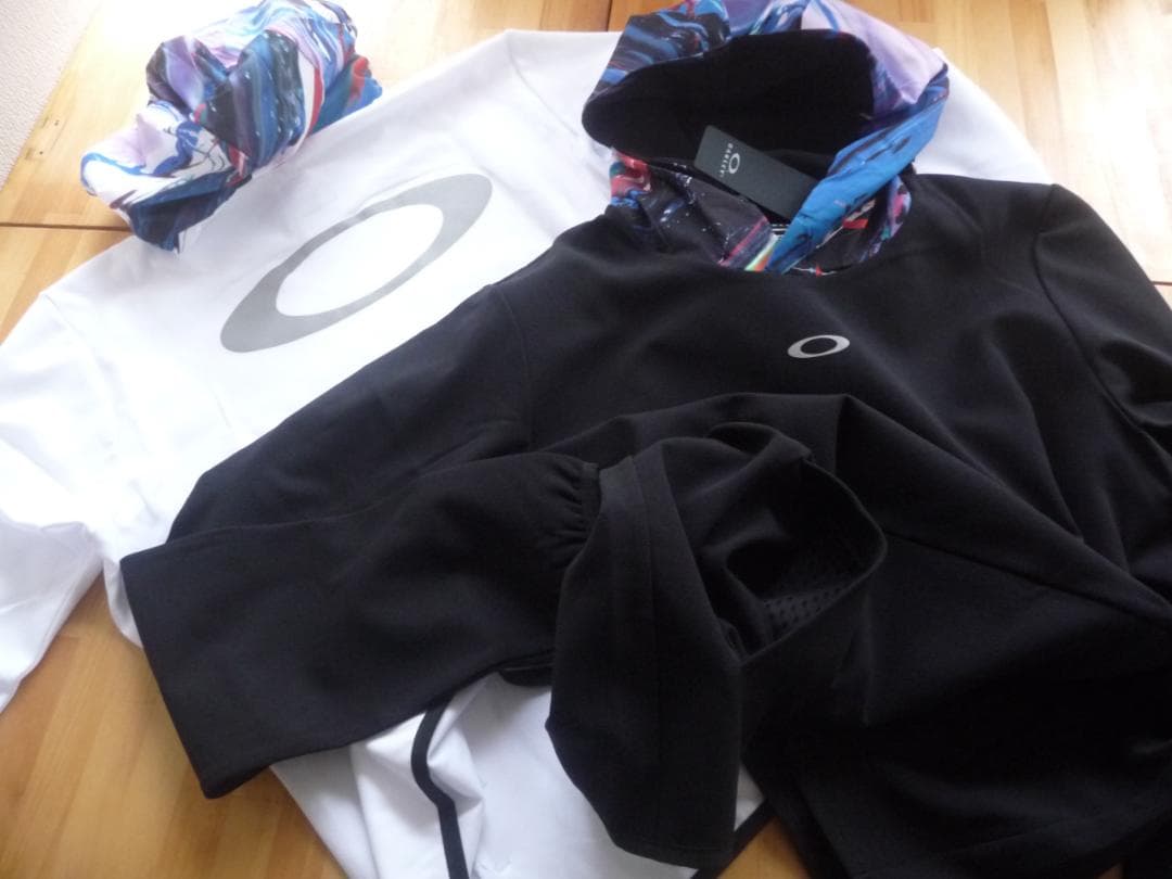 オークリー ENHANCE MY MOBILITY HOODY白L 新品未使用品