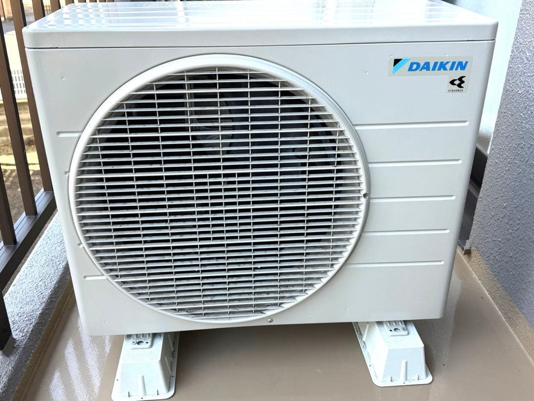 2025年モデル　ダイキンF225ATES-W ルームエアコン 使用期間3カ月