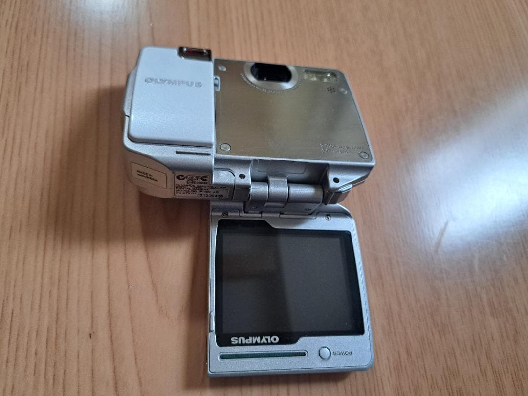 OLYMPUS　IR-500　デジタルカメラ