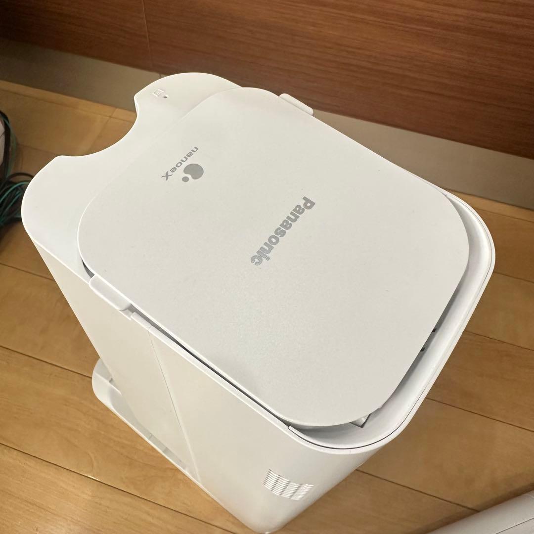 Panasonic MC-NS10K コードレス掃除機 2023年製