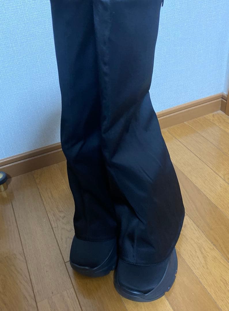 YELLO TOKYO BLACK FOLDOVER イエロー　Lサイズ