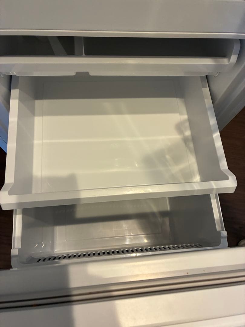 AQUA AQR-20R（W）型　2025年製201L