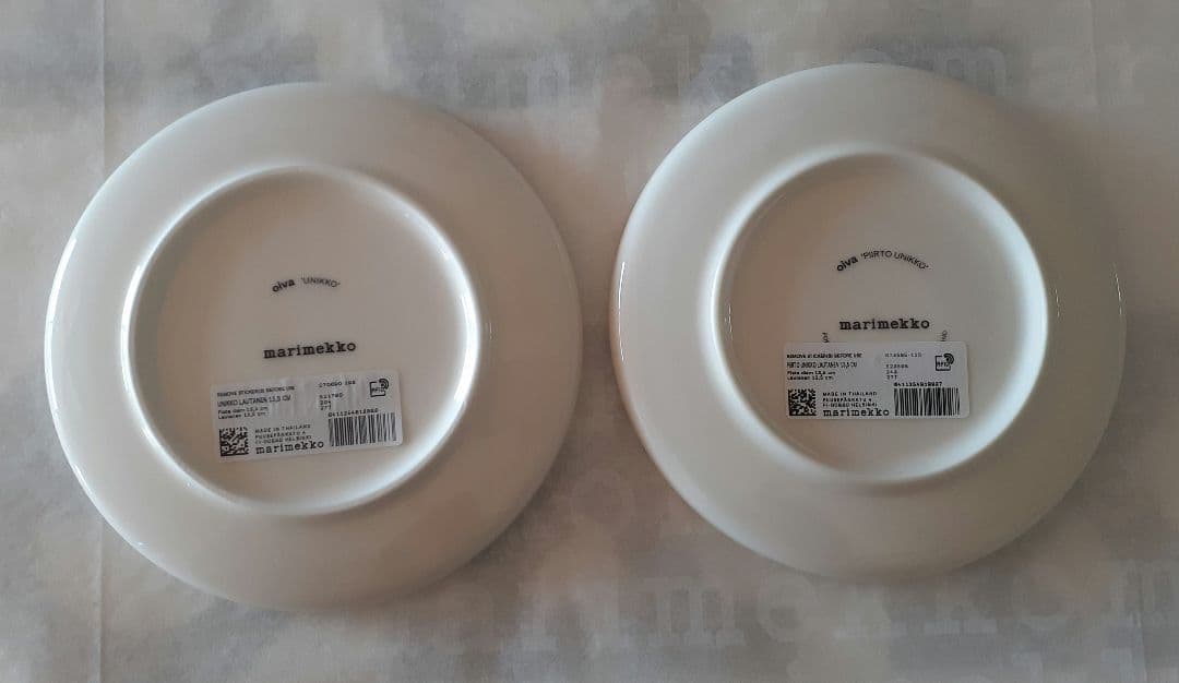 マリメッコ　プレート　ウニッコ　ドローイングウニッコ　ゴールド　アイシーグレー