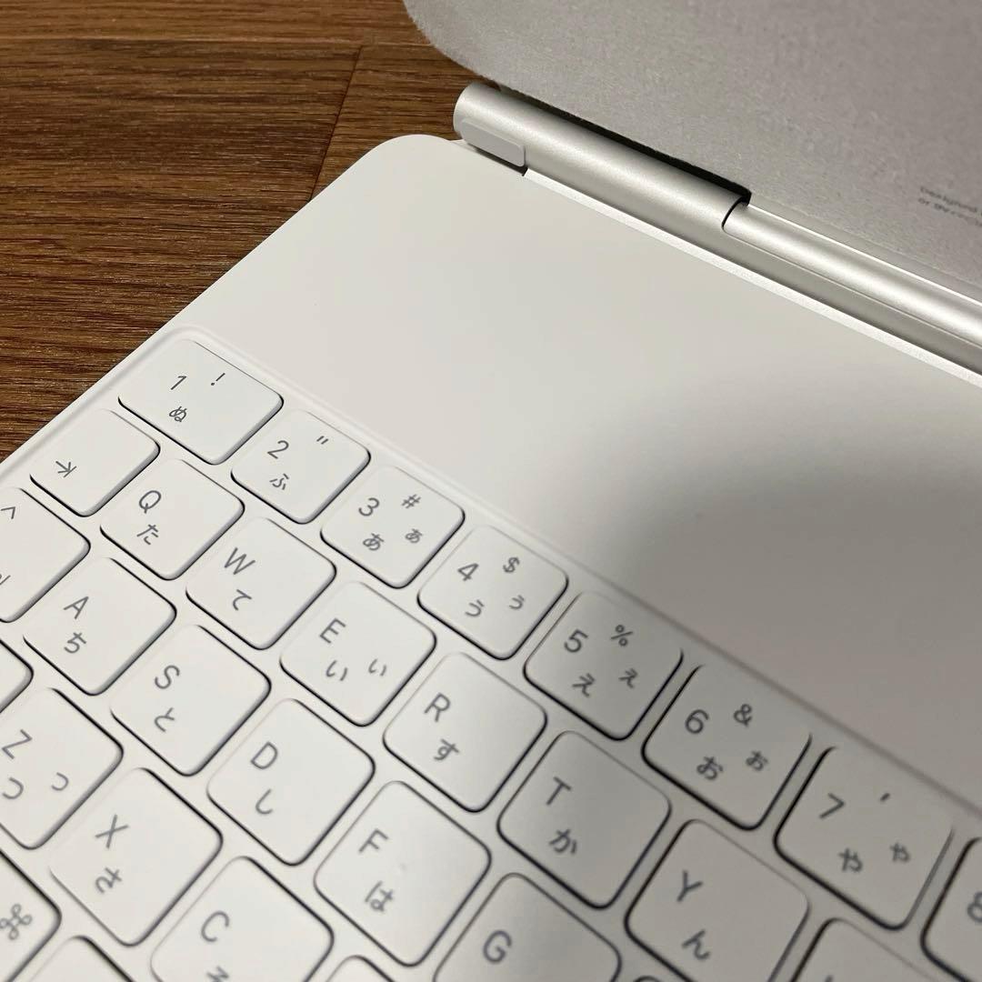 Apple iPad Magic Keyboard 12.9インチ A2480