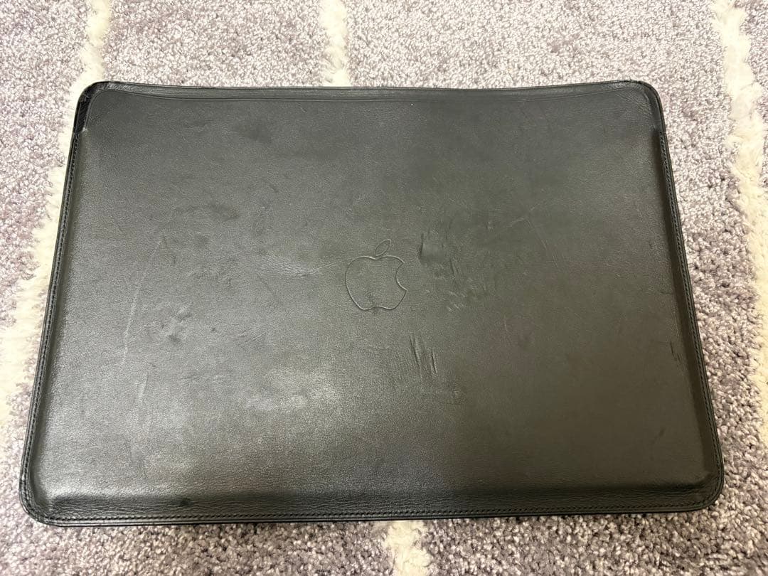 MacBook Pro 13インチ（2020年モデル）※充電器付き