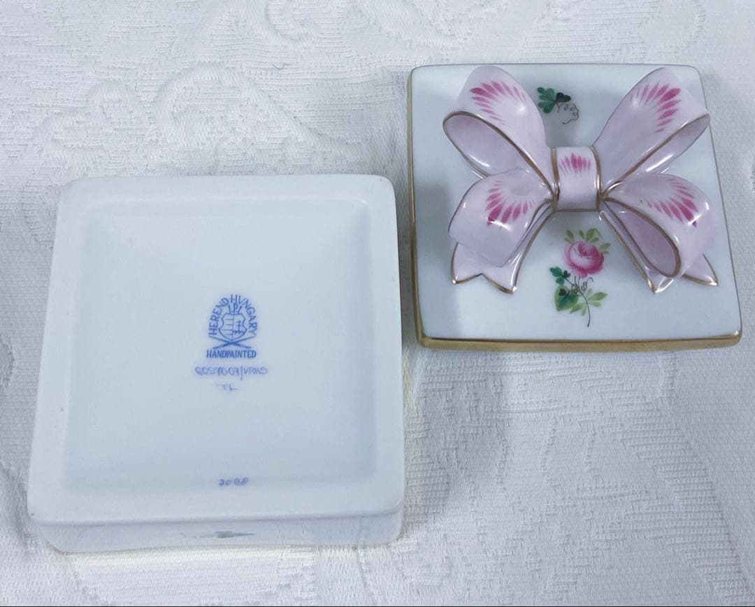 完売品　ヘレンド　リボンボックス　薔薇