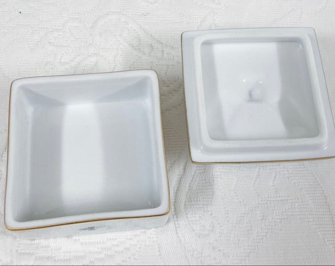 完売品　ヘレンド　リボンボックス　薔薇