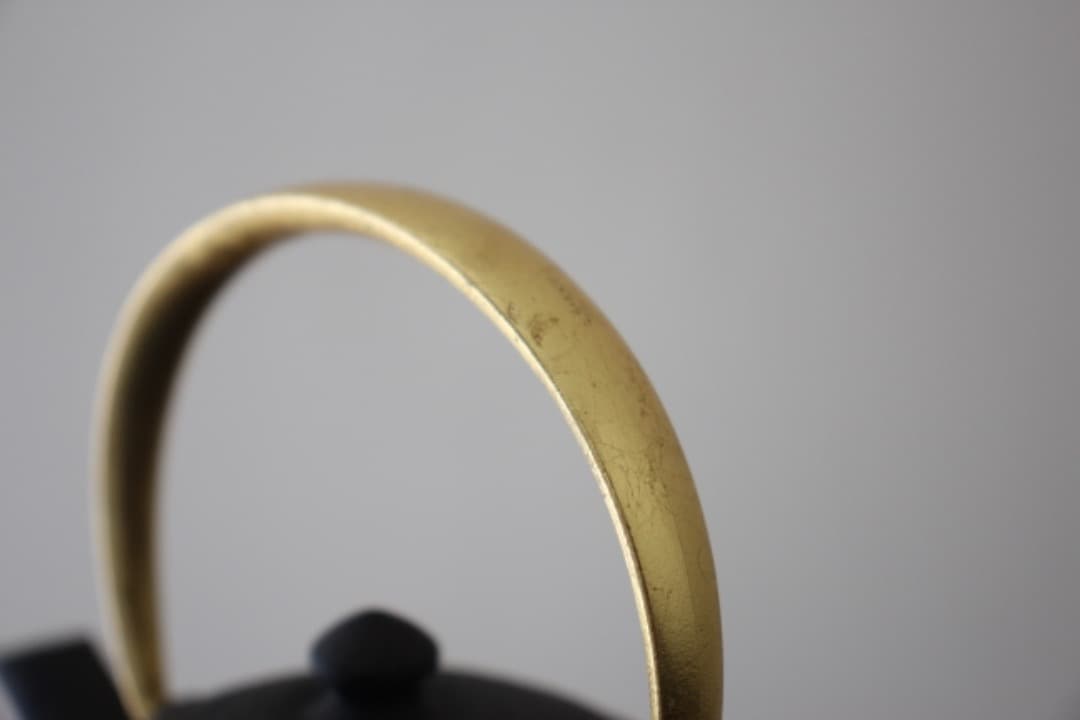 菊池保寿堂　鉄瓶　急須　WAZUQU　グッドデザイン賞　まゆ・MAYU　奥山清行