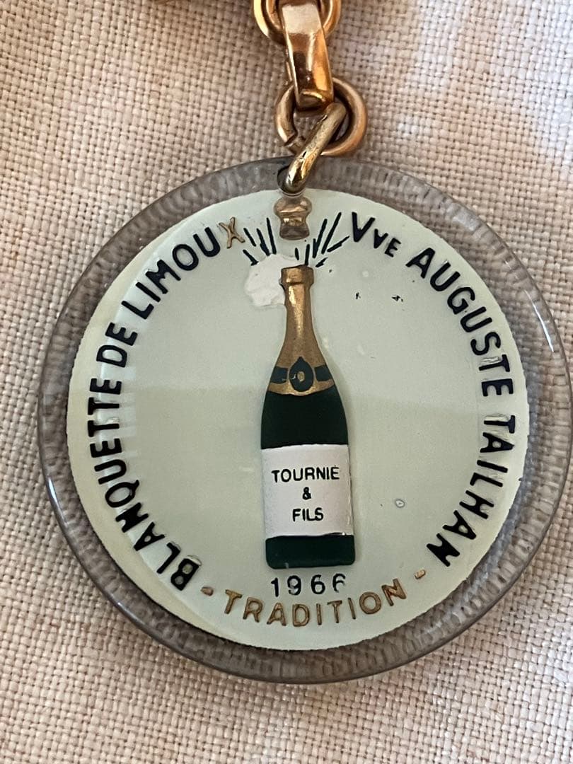 激レア　ブルボンキーホルダー　パリ万博　ワイン