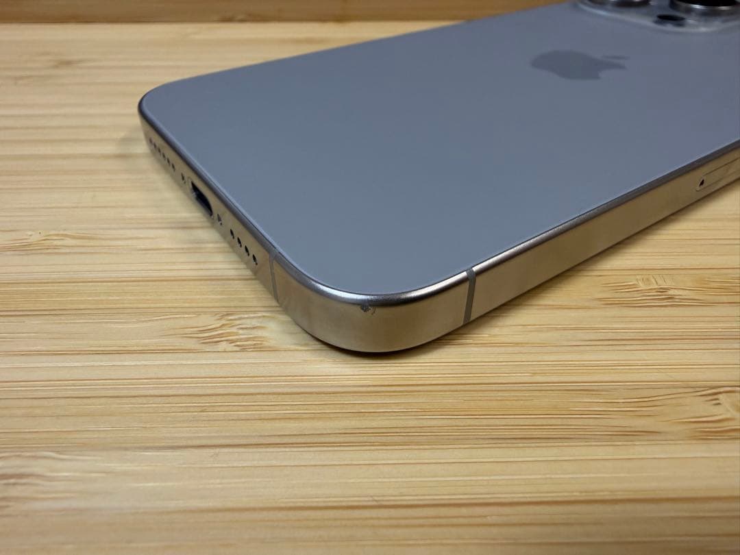 【ケース付】iPhone 15 pro max 256GB ナチュラルチタニウム