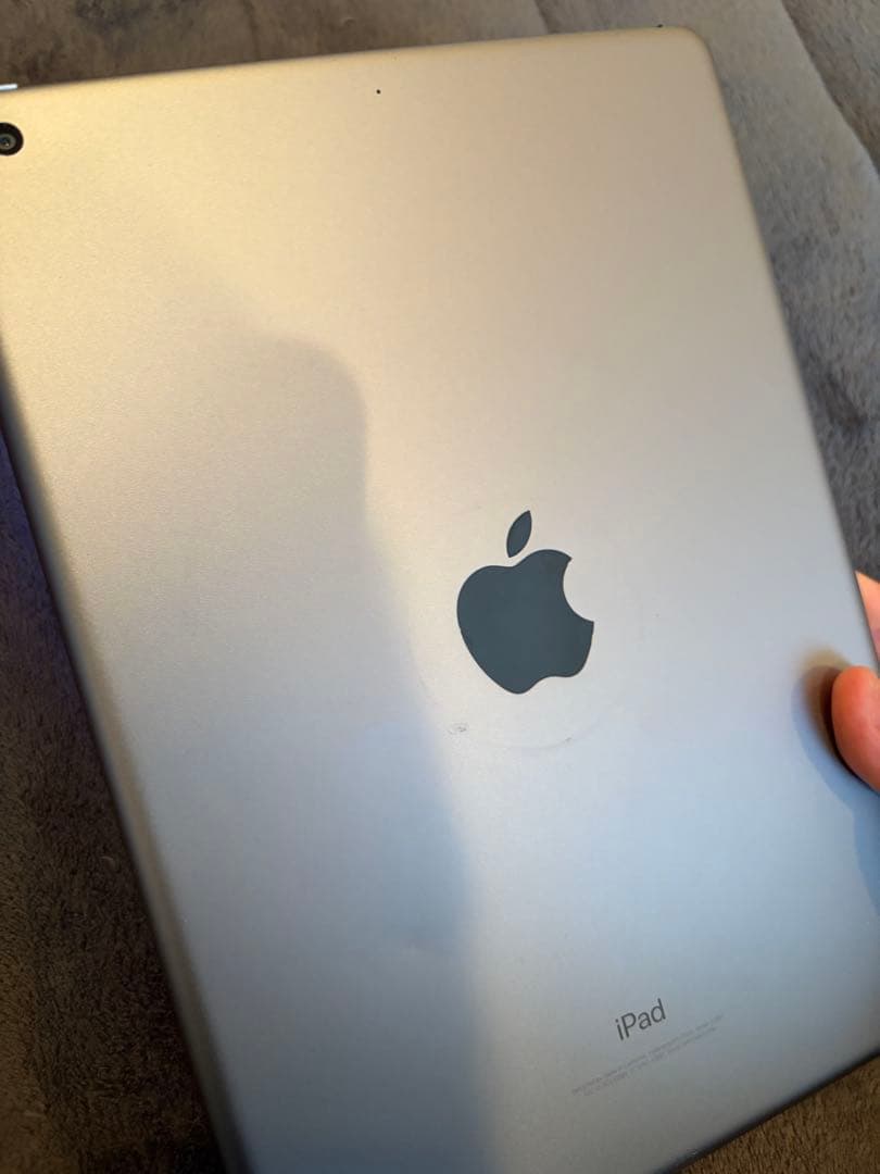 iPad 第六世代10.2インチ 128GB