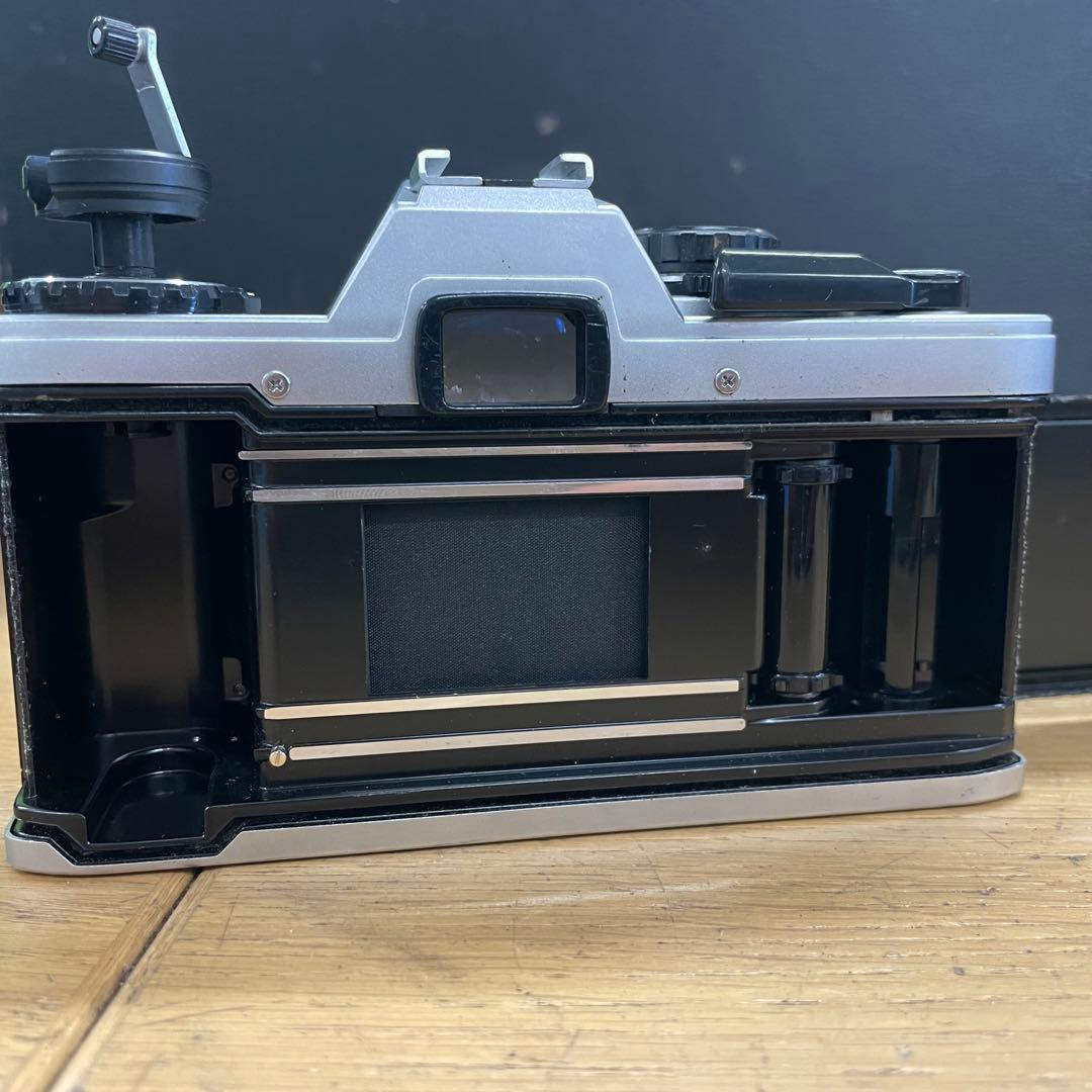 Olympus OM10 Zuiko 50mm F1.8 フィルムカメラボディ