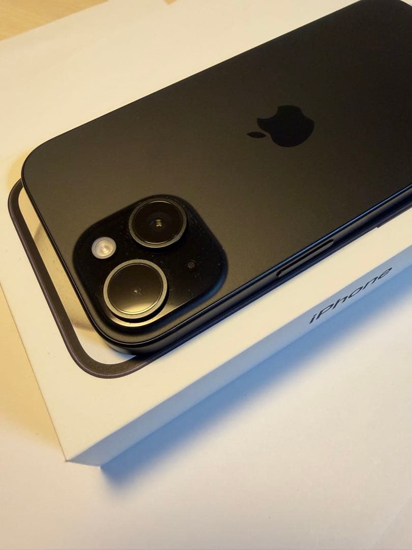 Apple iPhone 15 ブラック128G