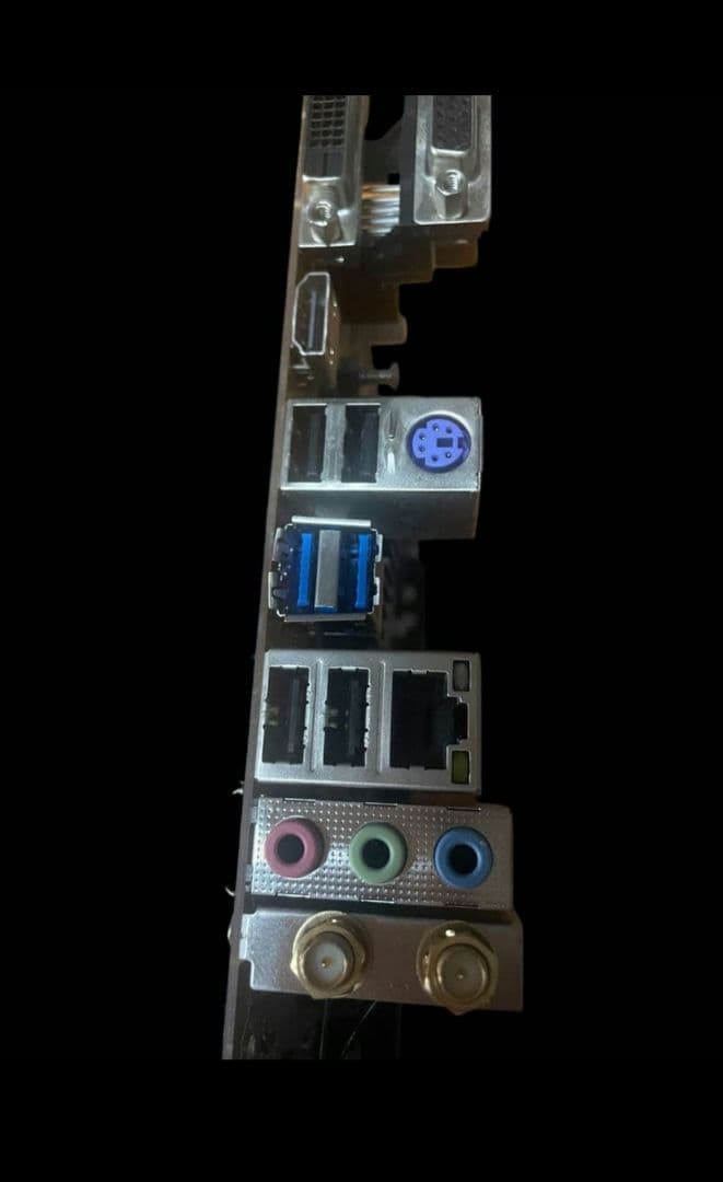 イ*ト様 Intel Core i3-12100F＆BIOSTER H610MX