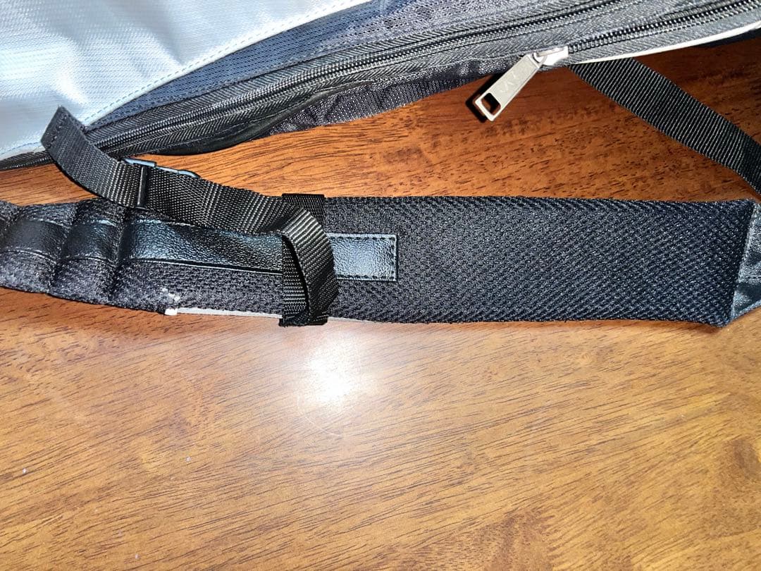 YONEX ソフトテニスバッグ 黒 ブラック シルバー 銀