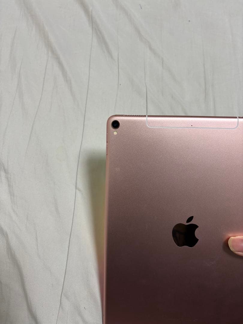 Apple iPad pro 10.5 64gb バテッリー容量100%