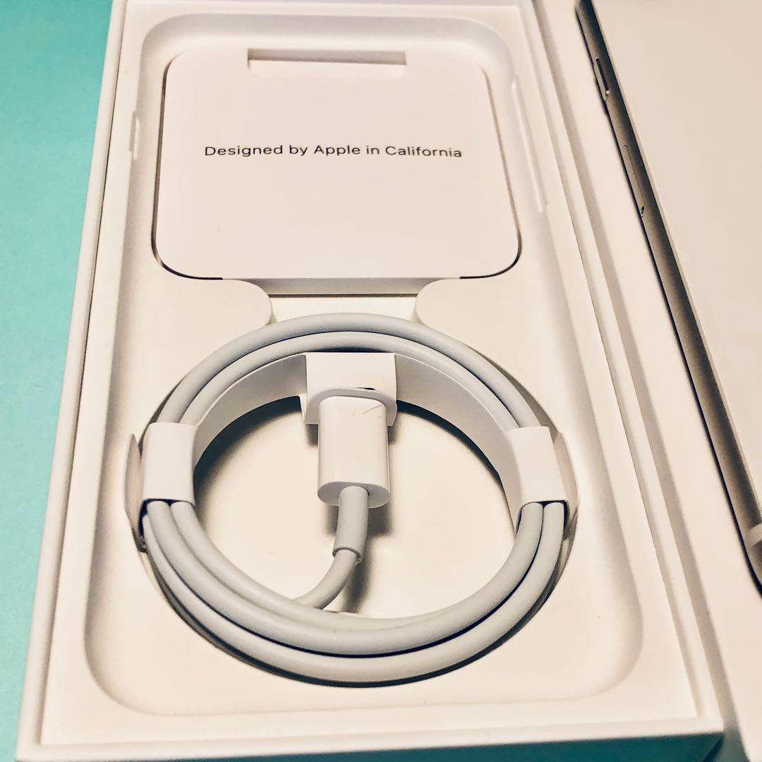 【純正バッテリー残量100%】iPhone SE3 128G スターライト 白