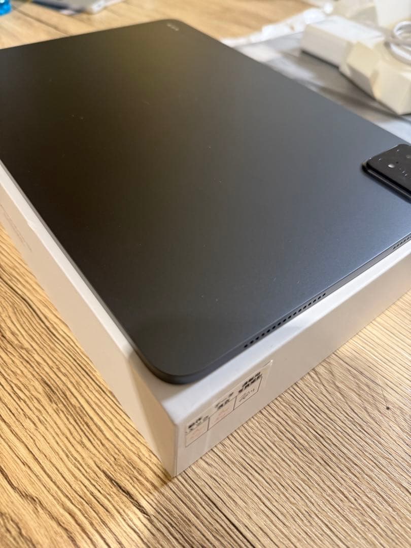 Xiaomi Pad 6S Pro 本体 120W充電器 専用ケース２つ