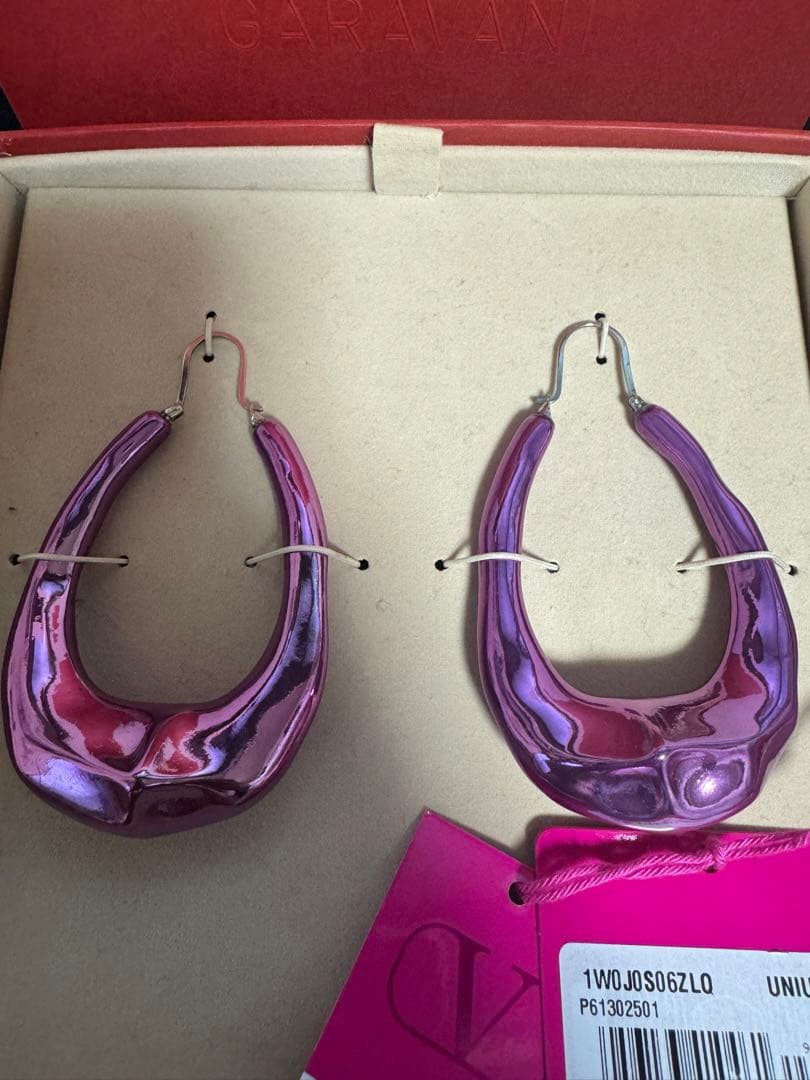 Valentino 22-23fw ピンクPP フープピアス