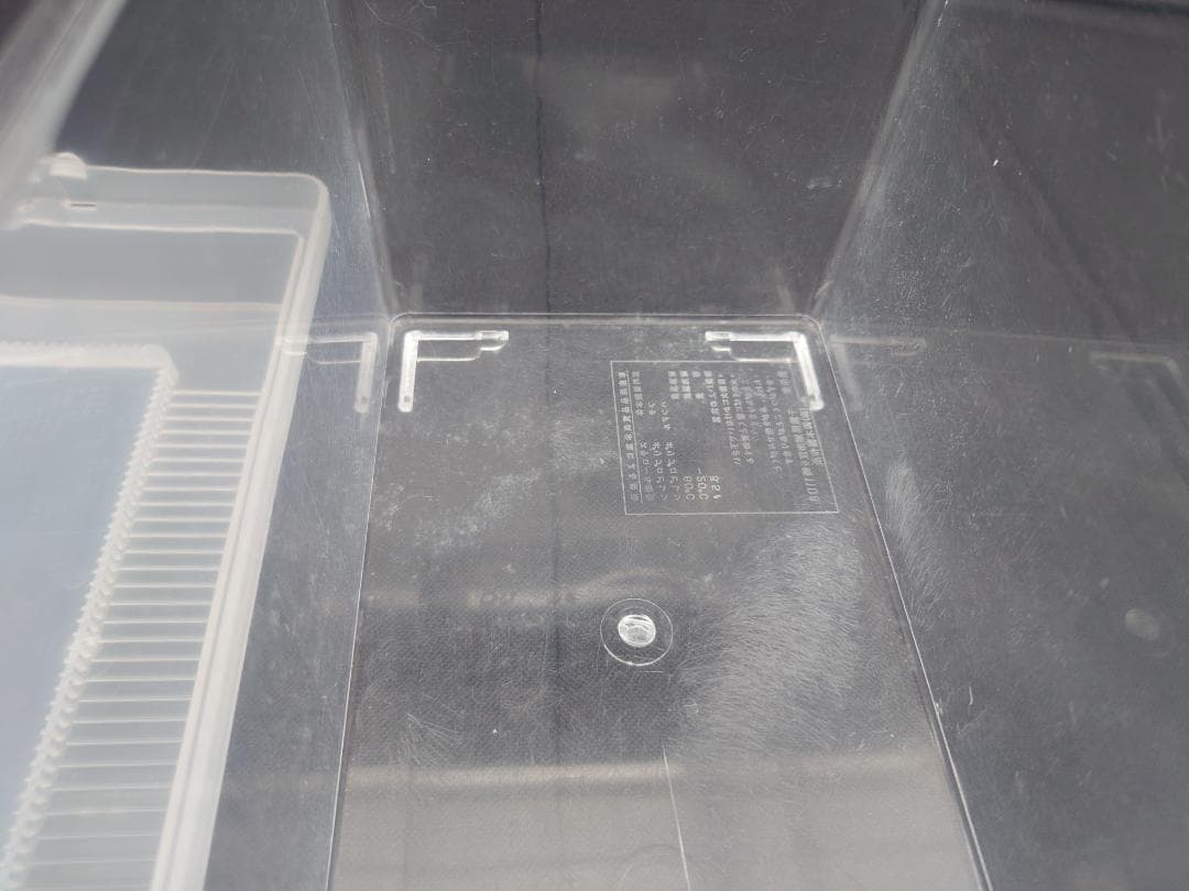 【大輔】飼育ケース　コバエシャッター大４個　中４個　他２個　交換フィルター