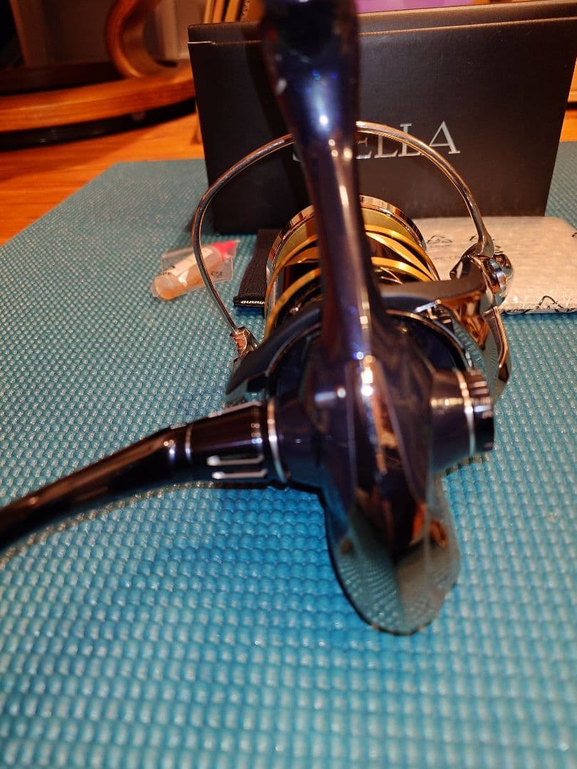 【週末セール】19ステラSW 14000PG　中古美品