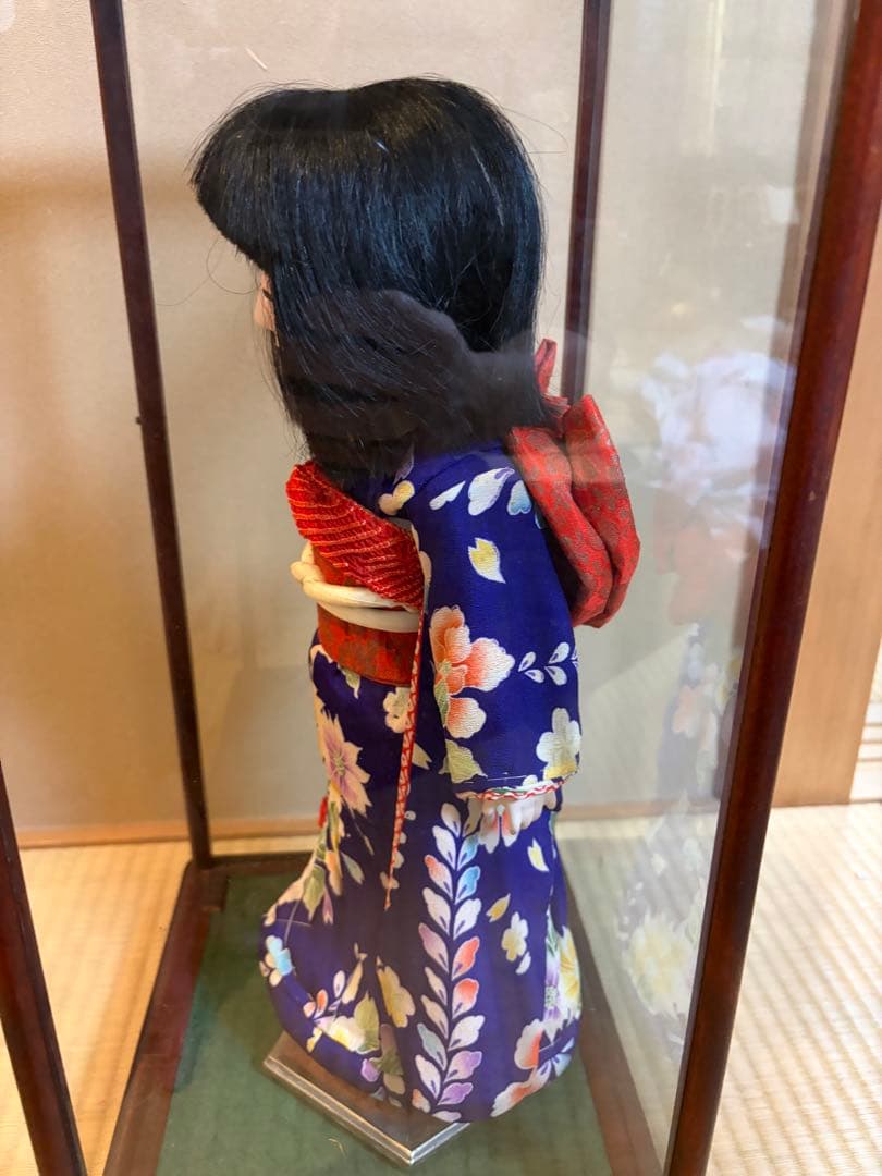 売却済み　市松人形　昭和初期　（ガラスケースは含みません）