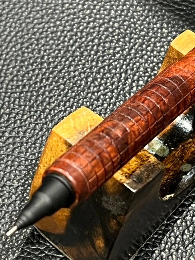 aikok　orenznero 0.3mm 本花梨瘤12角軸/グリップ格子