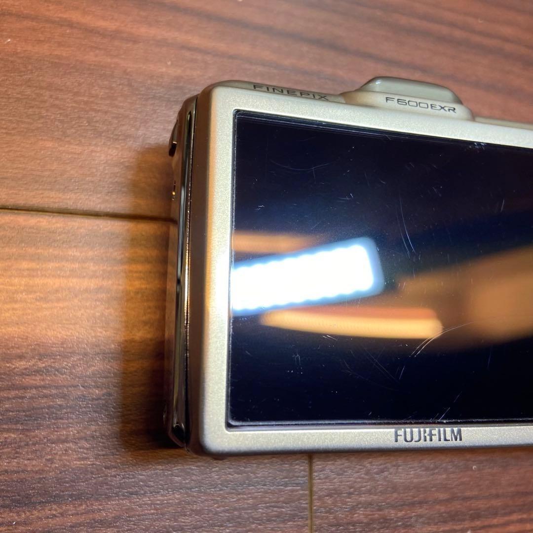 FUJIFILM FinePix F600 EXR デジカメ 4920