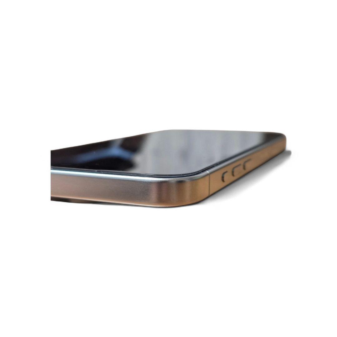 【極美品】iPhone 15 Pro 128GB バッテリー98%