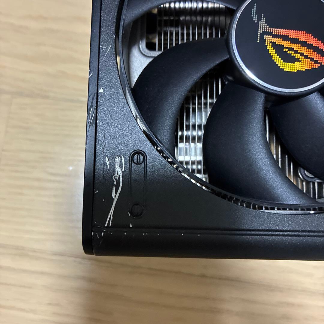 ASUS RTX 4090 ヒートシンク　3連　ファン　バックプレート　LED