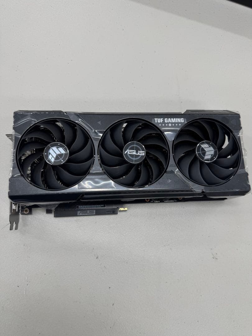 美品 ASUS TUF Gaming GeForce RTX 4060 Ti