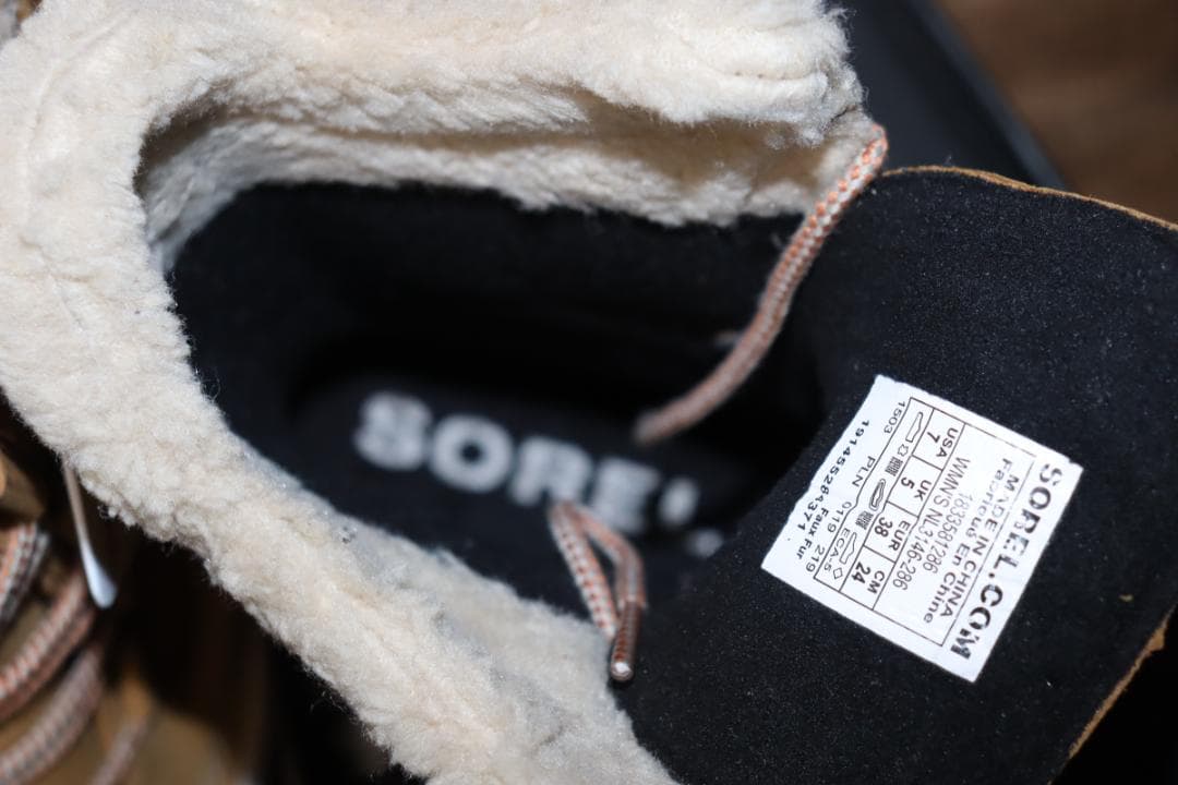 新品 SOREL OUT'N ABOUT スノーブーツ (US7/24cm)Ⓗ