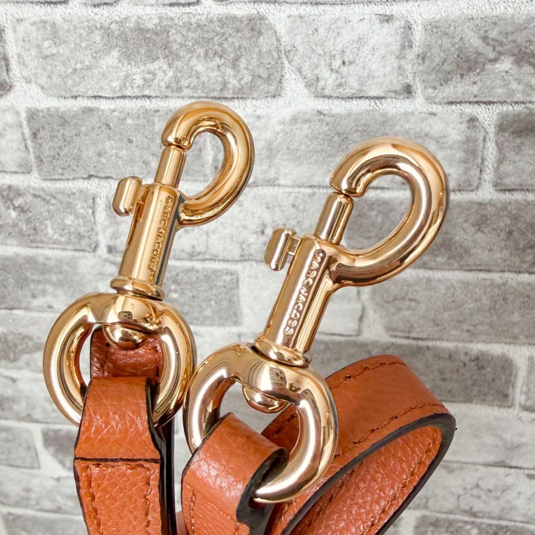 土日限定値下【美品】MARC JACOBS　ミニトートバッグ　ブラック×ベージュ