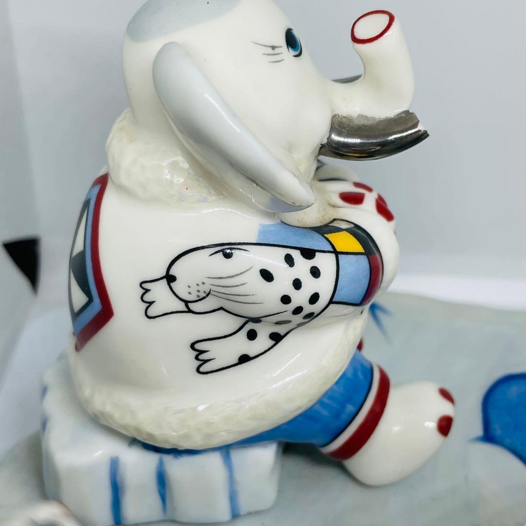 廃盤品　ビレロイ&ボッホ　グリーンランドイグルー 北極　動物　フィギュリン