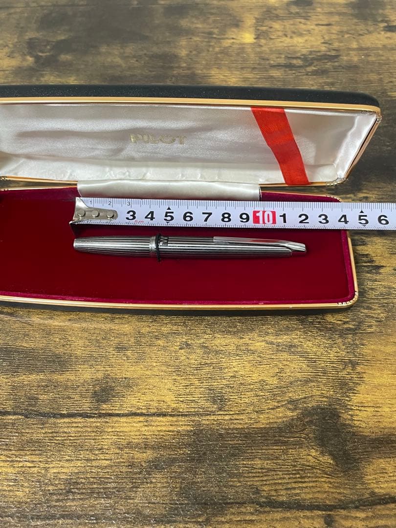 1970年代　ペン先軸一体型　蝕刻　μ ストライプ　ミュー　万年筆　細字　備品付