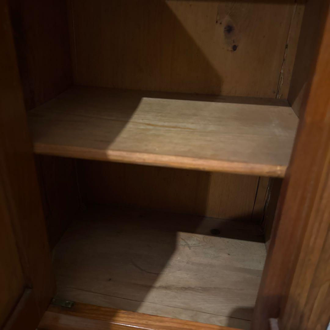 年末年始saleヴィンテージ　木製サイドテーブル　引き出し／扉収納付き