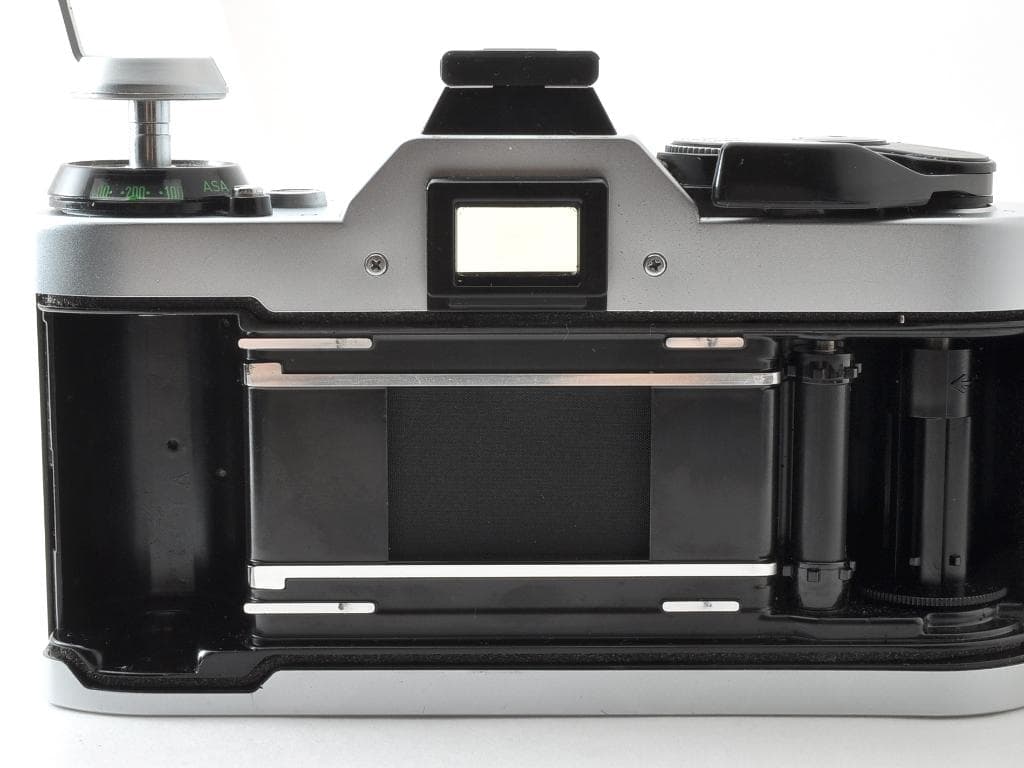 キヤノン AE-1 PROGRAM シルバー NFD 50mm f1.4《動認》