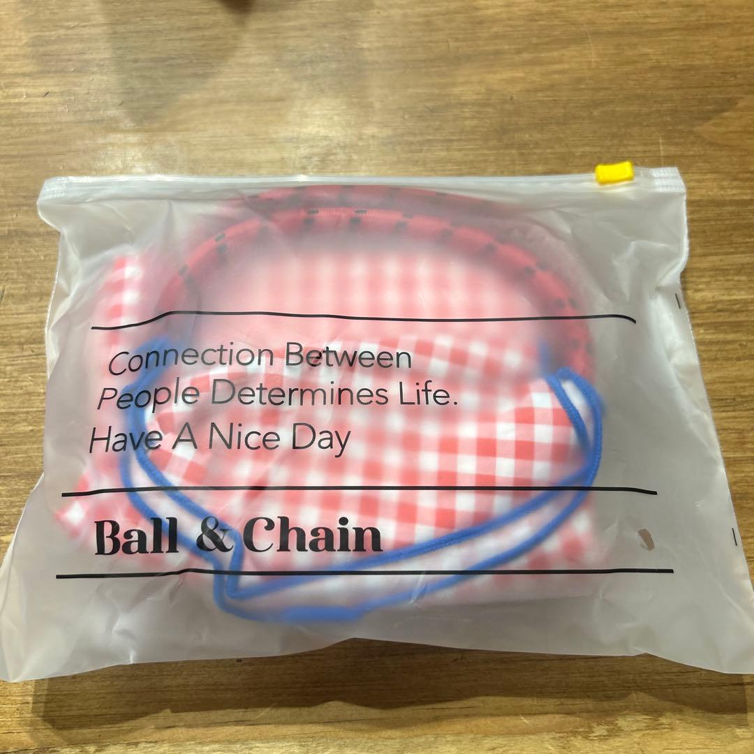 今週末まで出品予定　即発送可　ボールアンドチェーン　サンリオ　ハローキティ　M