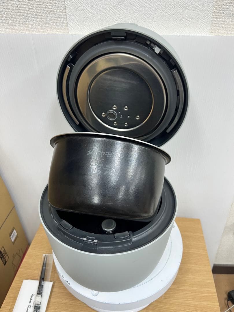 Panasonic 圧力IHジャー炊飯器 SR-NB102 2023年製