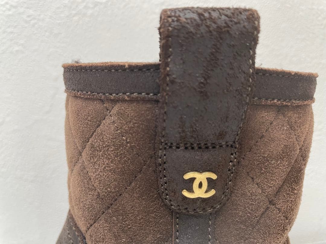 【美品】人気！CHANEL ムートン マトラッセ ココマークショートブーツ 35
