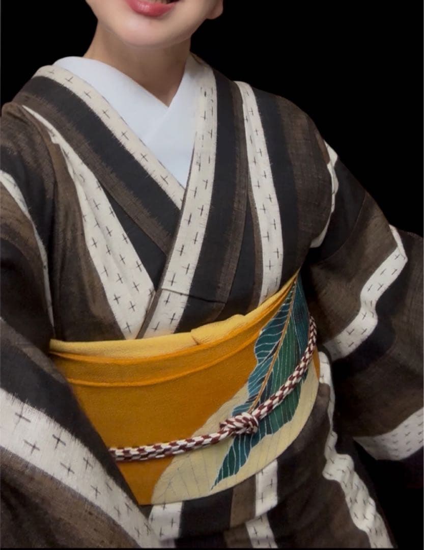 ゲリラSALE！逸品 新品仕付け糸つき正絹紬 縦縞 十字絣 縮緬地名古屋帯セット