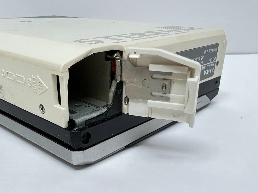 AIWA アイワ カセットプレーヤー HS-J7 ジャンク品