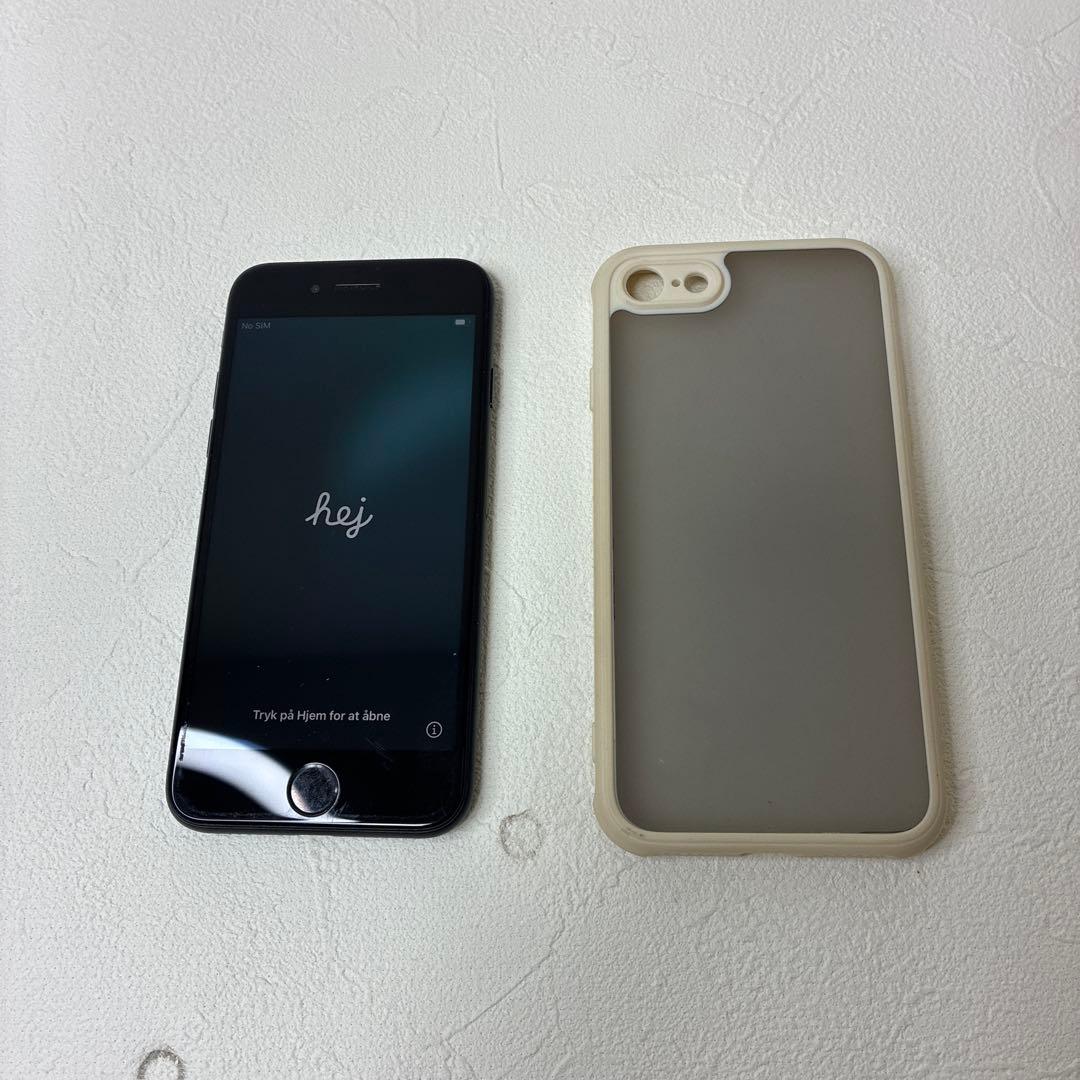 iPhone se3 64GB オマケケース付き