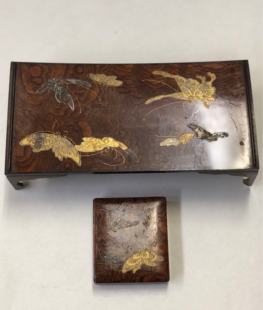 大名雛道具　金銀蒔絵　蝶図柄　長机.小鉢　木製　漆器　骨董品　揚羽蝶図柄