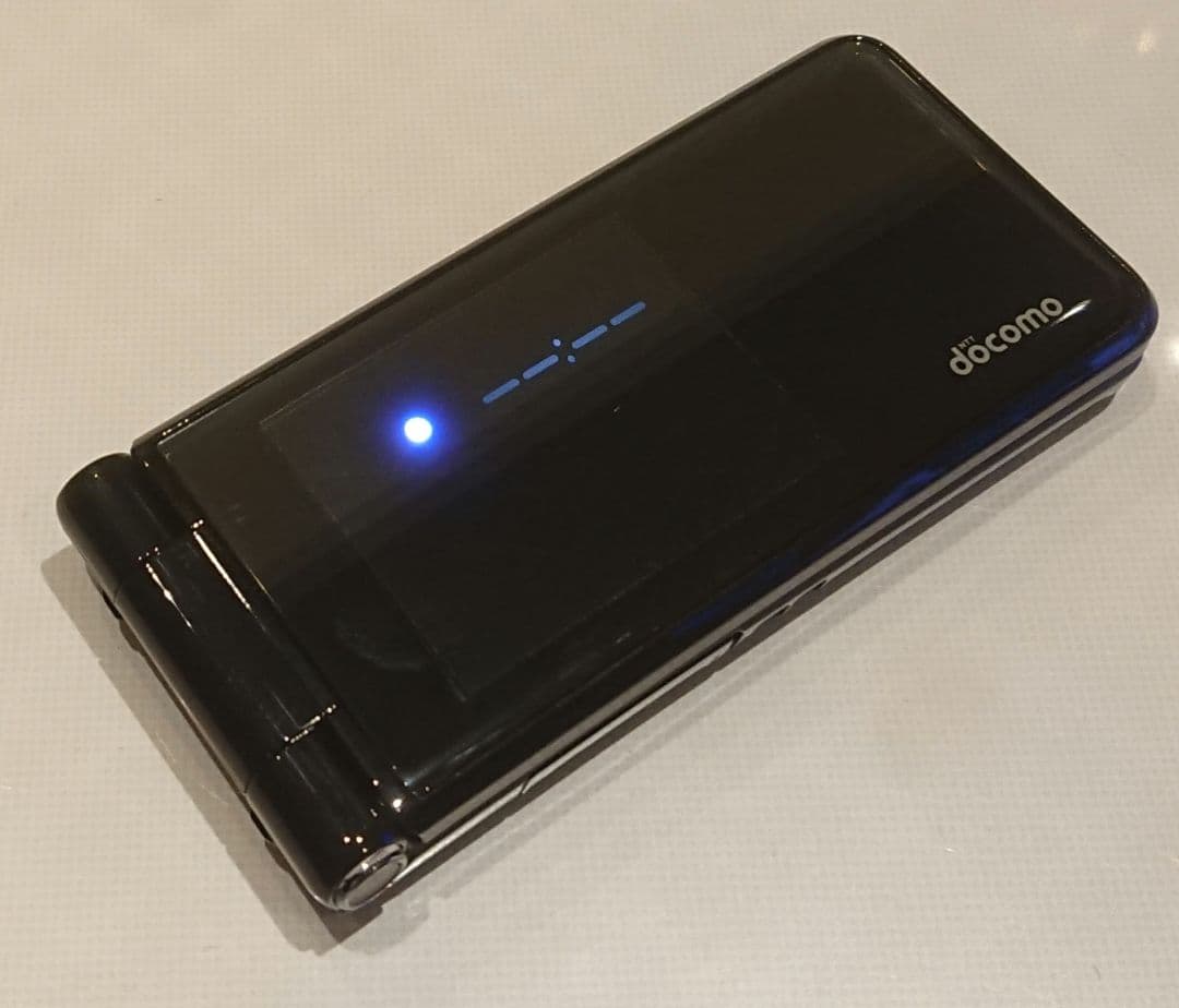 新品同様 レア ドコモ P-01F ブラック ガラケー ワンセグ ゲーム 携帯