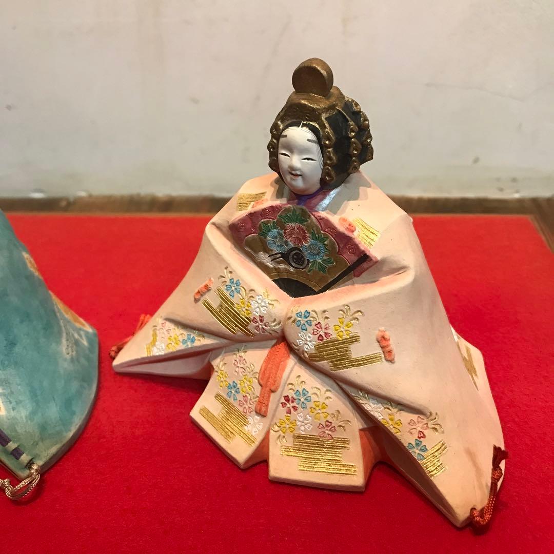 美品　陶器　雛人形　男雛　女雛　細工が細かく丁寧な作り　ひな祭り　台座付き
