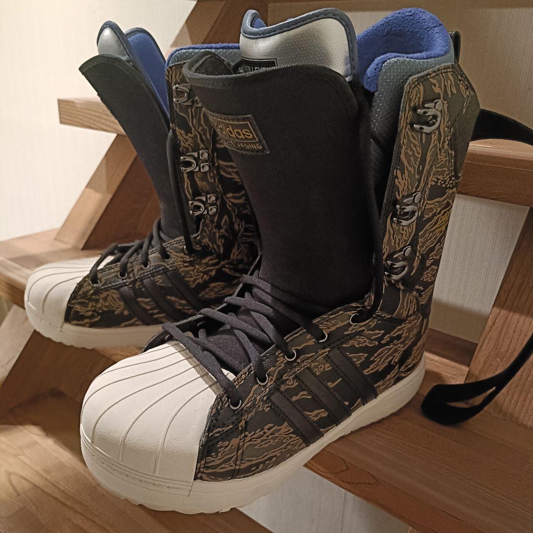 アディダス SUPERSTAR ADV スーパースター スノーボードブーツ