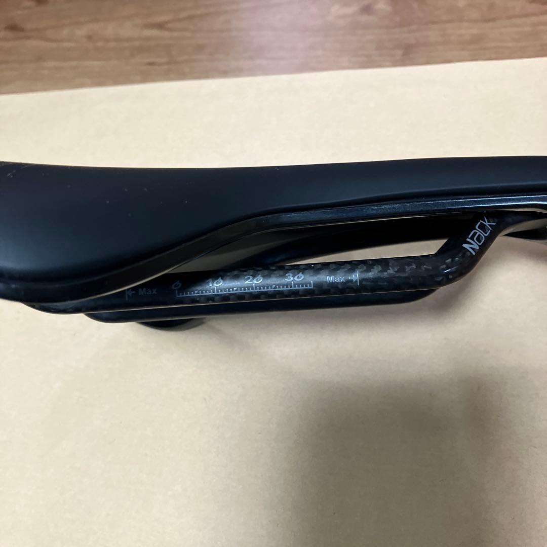 Prologo(プロロゴ) NAGO R4 NACK 137 サドル