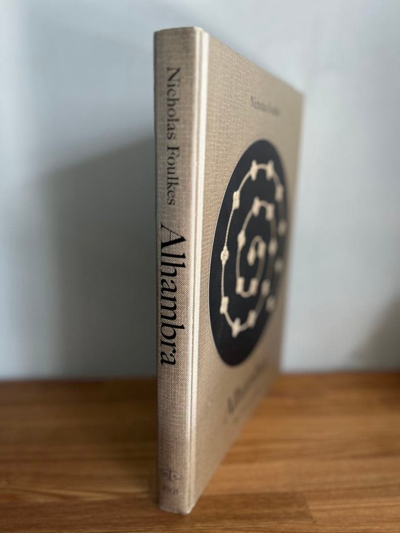 美品　Alhambra アルハンブラヒストリーブック ヴァン クリーフ＆アーペル